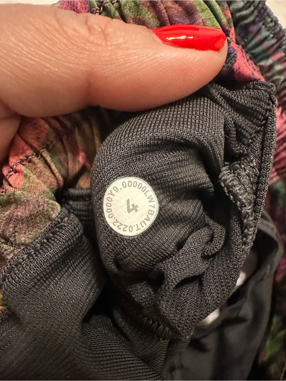 Lululemon Hotty Hot High-Rise Lined Shorts size 4